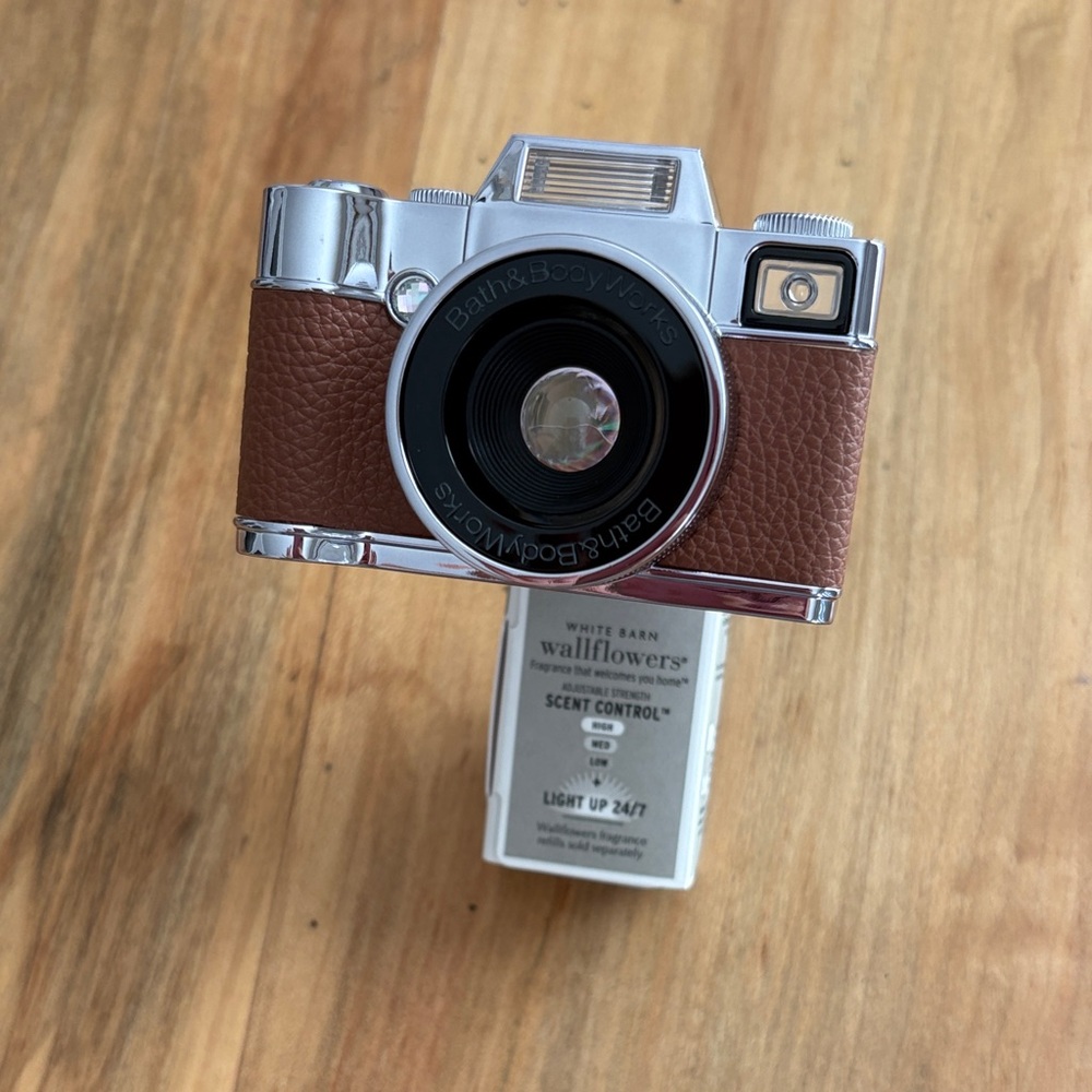 Bath and Body Works Wallflower Camera
